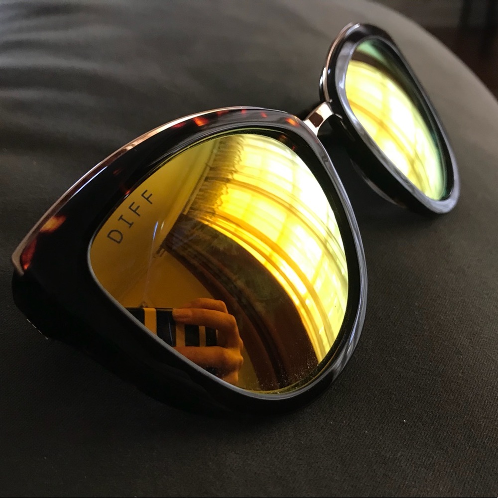 DIFF eyewear sunglasses